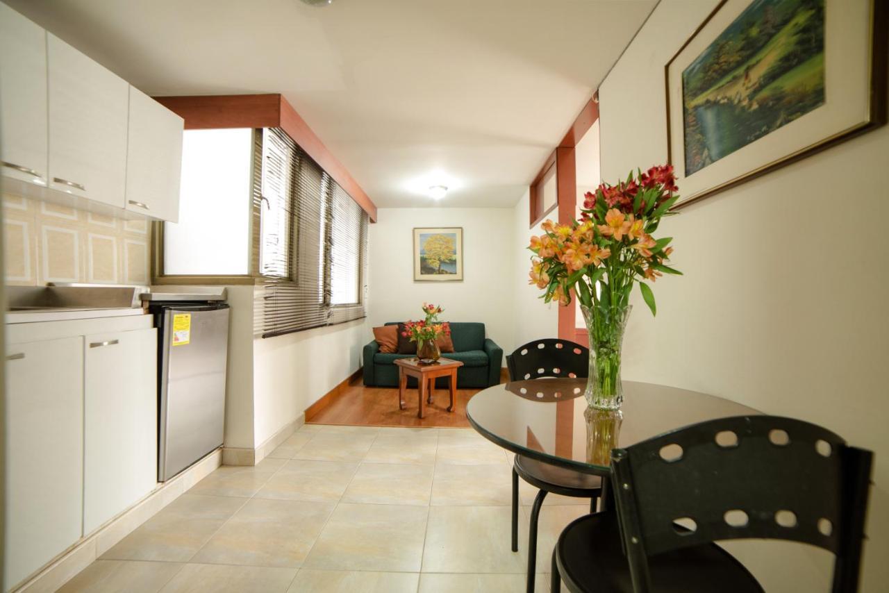 Apartamentos Galerias Богота Екстериор снимка