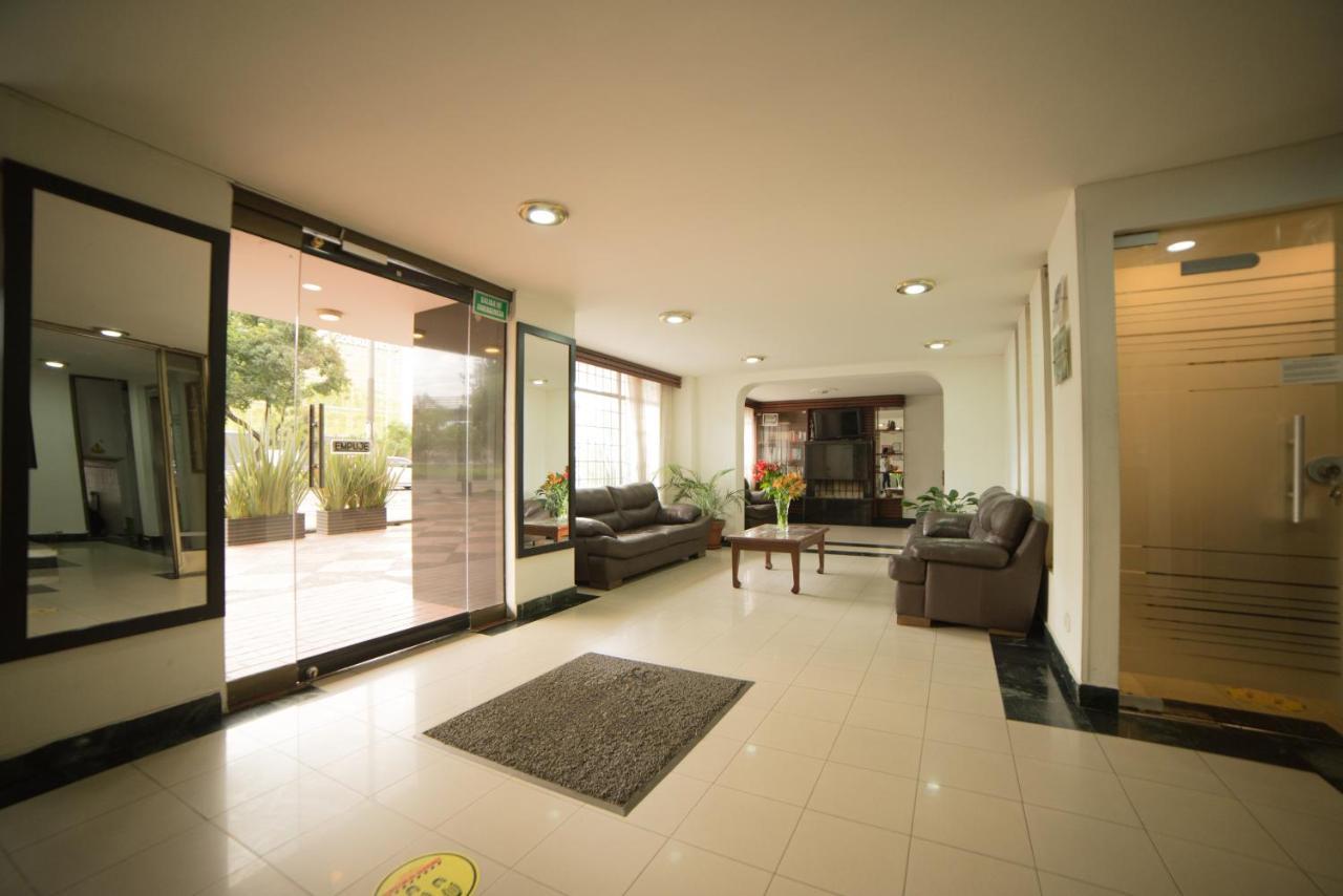 Apartamentos Galerias Богота Екстериор снимка