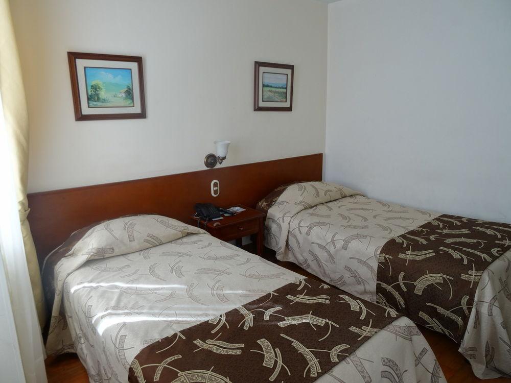 Apartamentos Galerias Богота Екстериор снимка